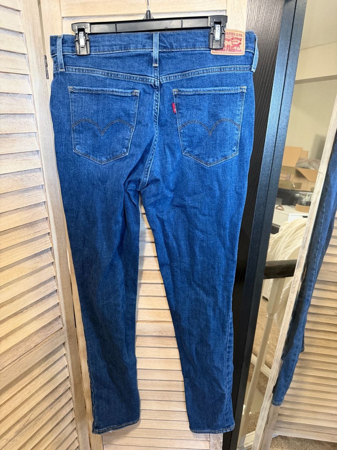 EUC Levi's 311 Shaping Skinny Distressed Jeans Blue Size 30 3