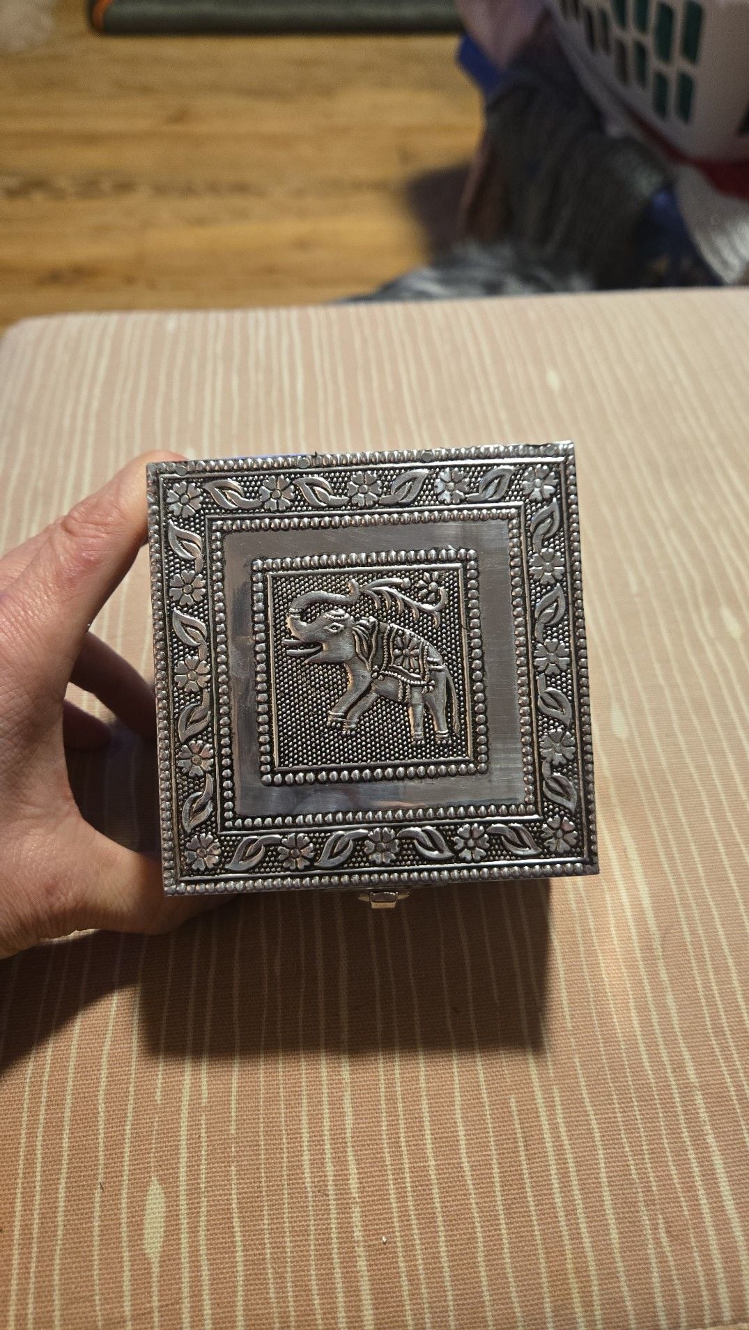 Vintage Embossed Silver Metal Elephant Jewelry Box with Blue Velvet Lining 1