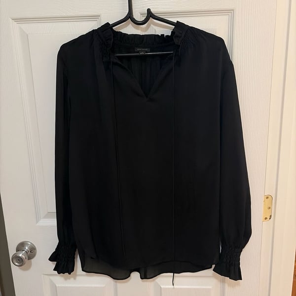 Ann Taylor Smocked Ruffle Neck Long Sleeve Tie Blouse Black Size M Black