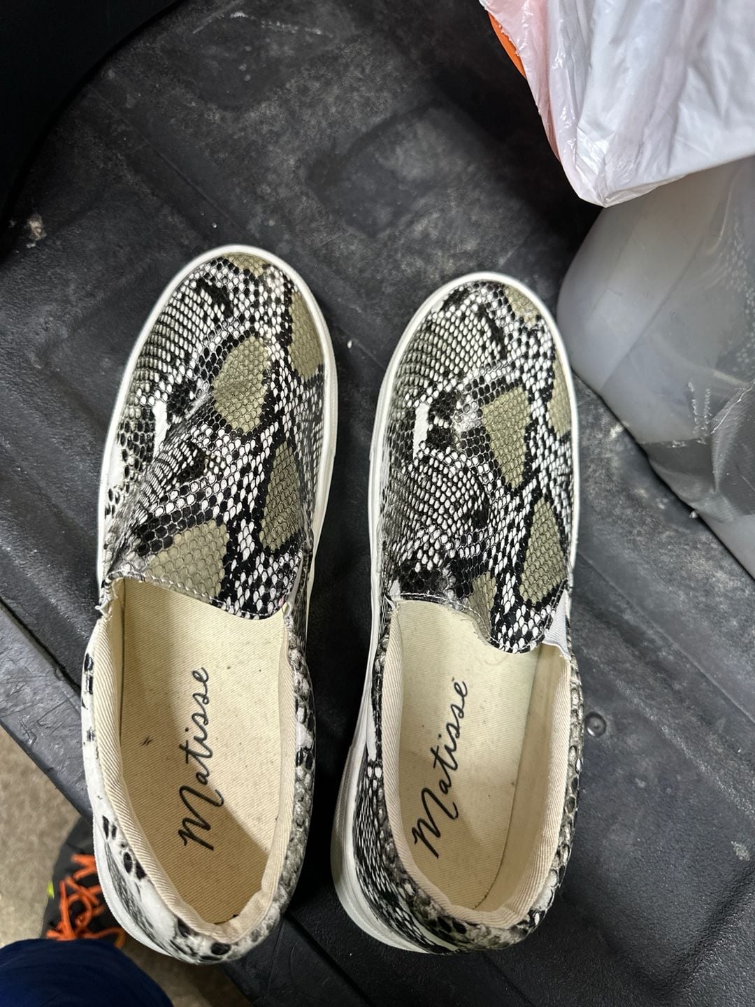 Matisse Women's Snakeskin Print Slip-On Sneakers Size 11M 2
