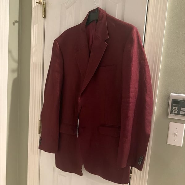 Modern Fit Structured Weave Sport Coat in Burgundy