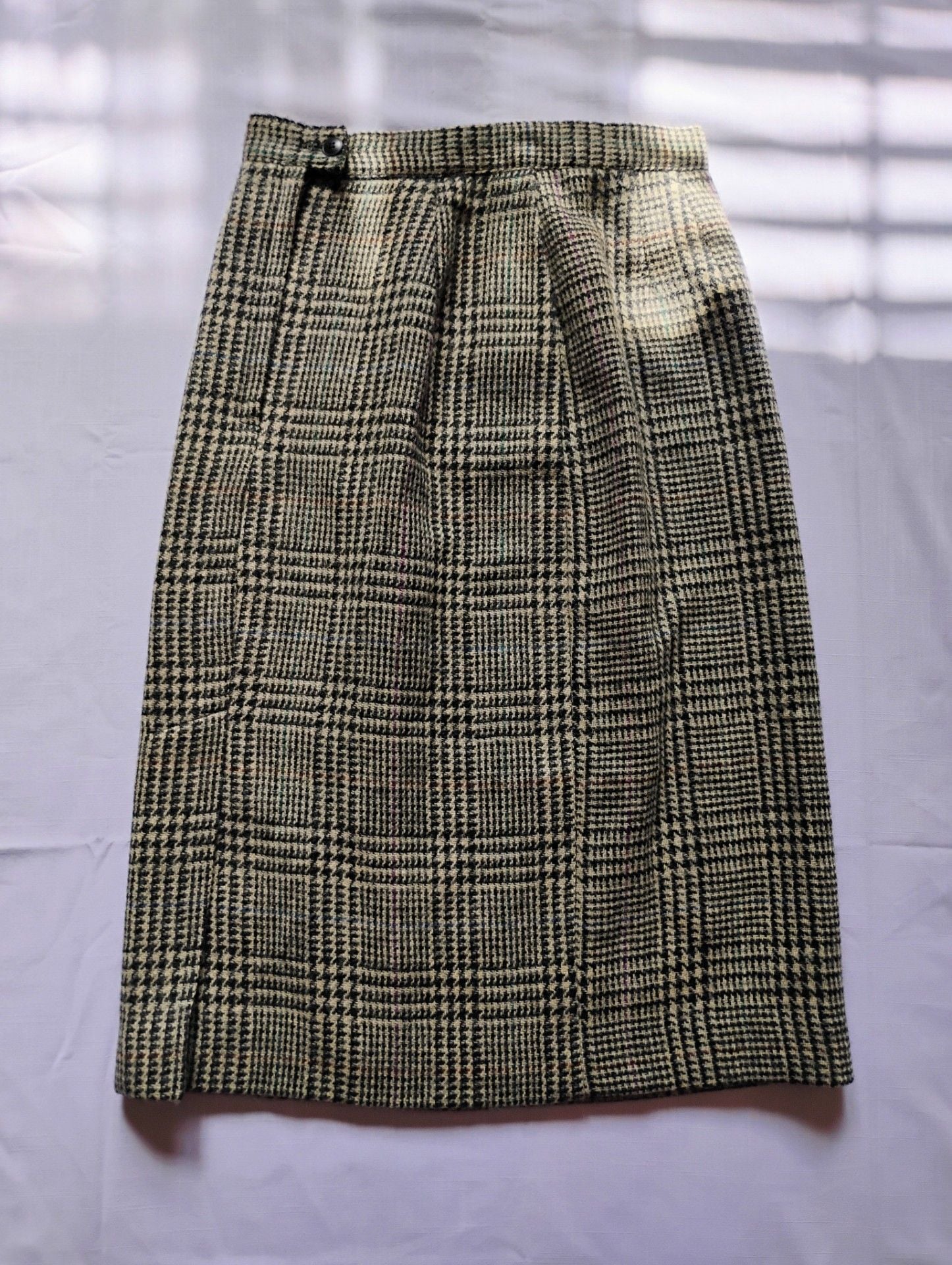 Vintage Anne Shaugnessy Plaid A-Line Skirt | 100% Pure Wool | Size 6 3