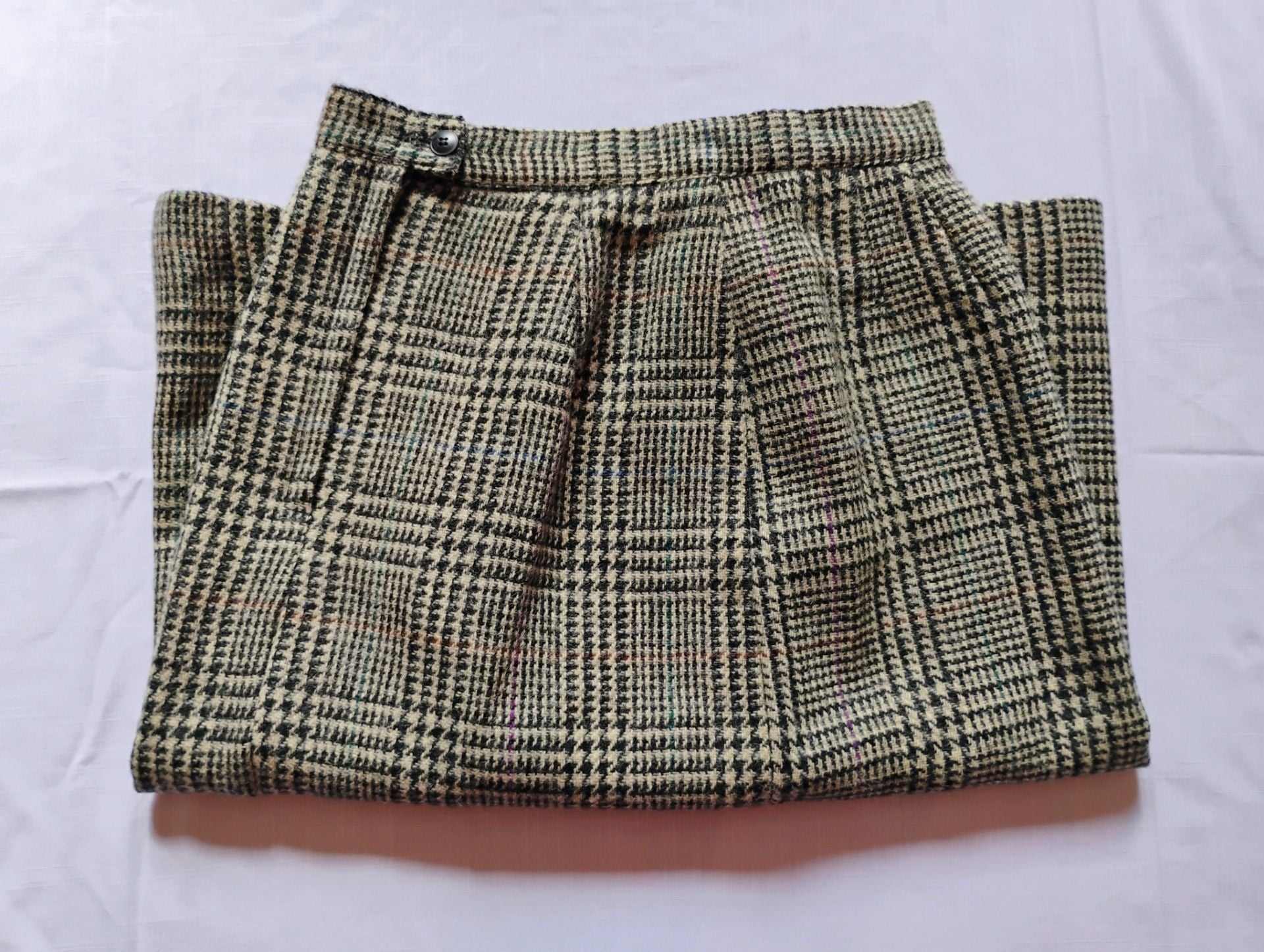 Vintage Anne Shaugnessy Plaid A-Line Skirt | 100% Pure Wool | Size 6 4