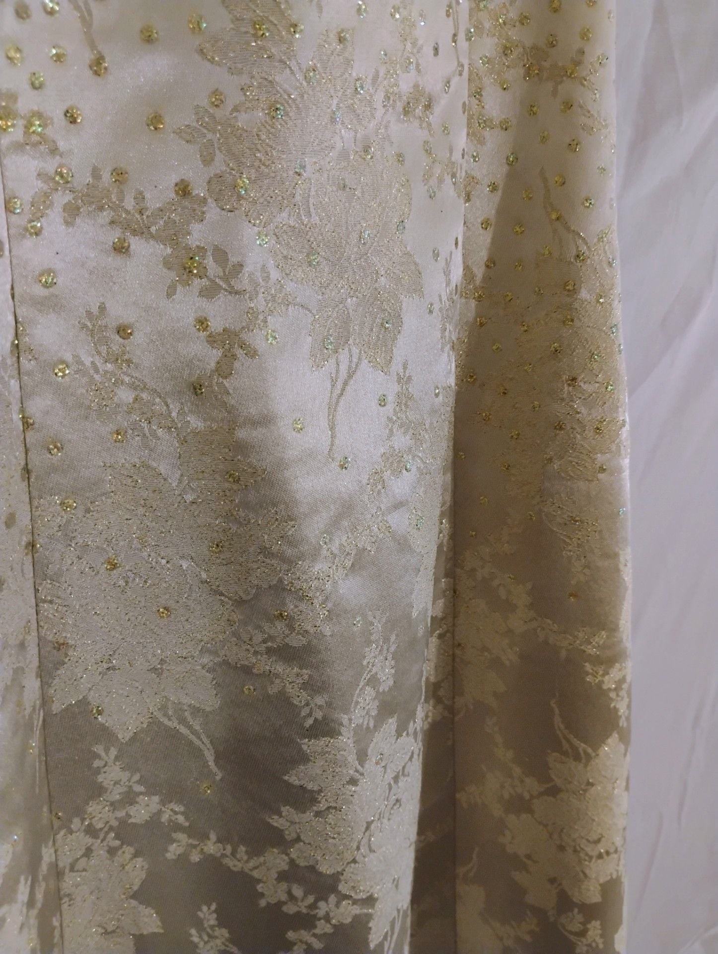 Vintage Onyx Nite Gold Floral Brocade Lace-Up Gown - Size 10 (Modern Size 6/8) 5