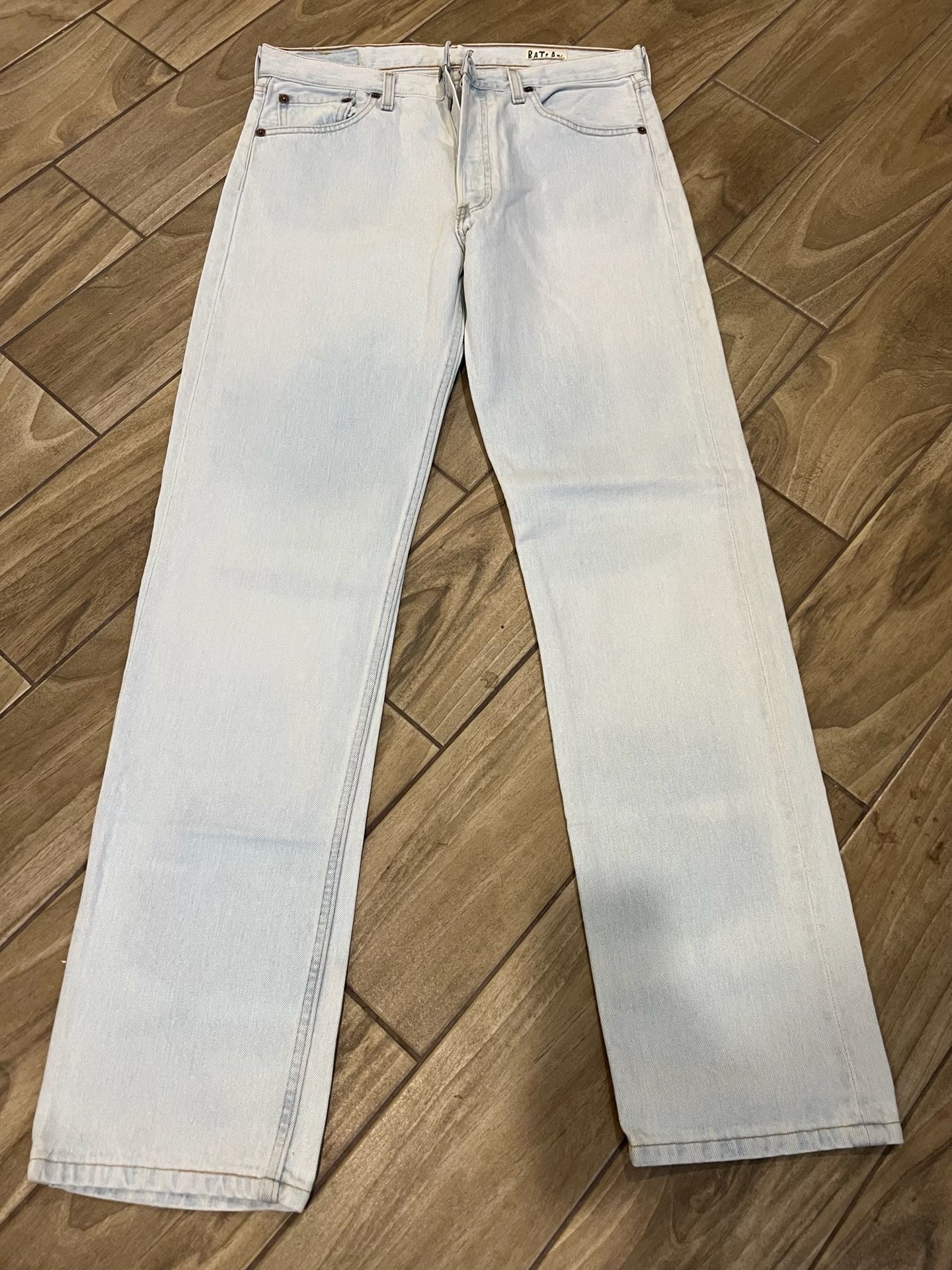 Vintage 90s Levi's 501 Made in USA Light Wash Straight Leg Button Fly Jeans 34x34 2