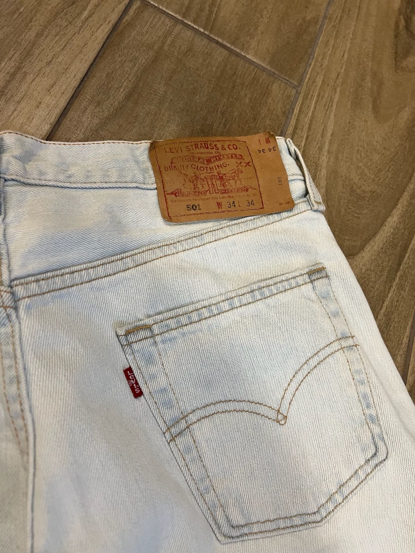 Vintage 90s Levi's 501 Made in USA Light Wash Straight Leg Button Fly Jeans 34x34 8