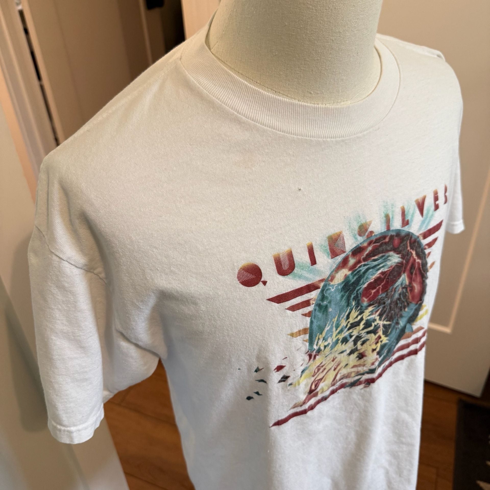 Vintage 90s Quiksilver Planet Earth Graphic T-Shirt White 3