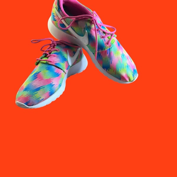 Nike Roshe One Print GS Pink Blast Electric Green Multi-Color 677784-607