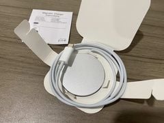 Apple MagSafe Charger USB-C 1m - Magnetic Wireless Charging Pad 1