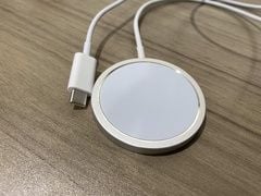 Apple MagSafe Charger USB-C 1m - Magnetic Wireless Charging Pad 2