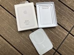 Apple MagSafe Battery Pack MJWY3AM/A for iPhone 4