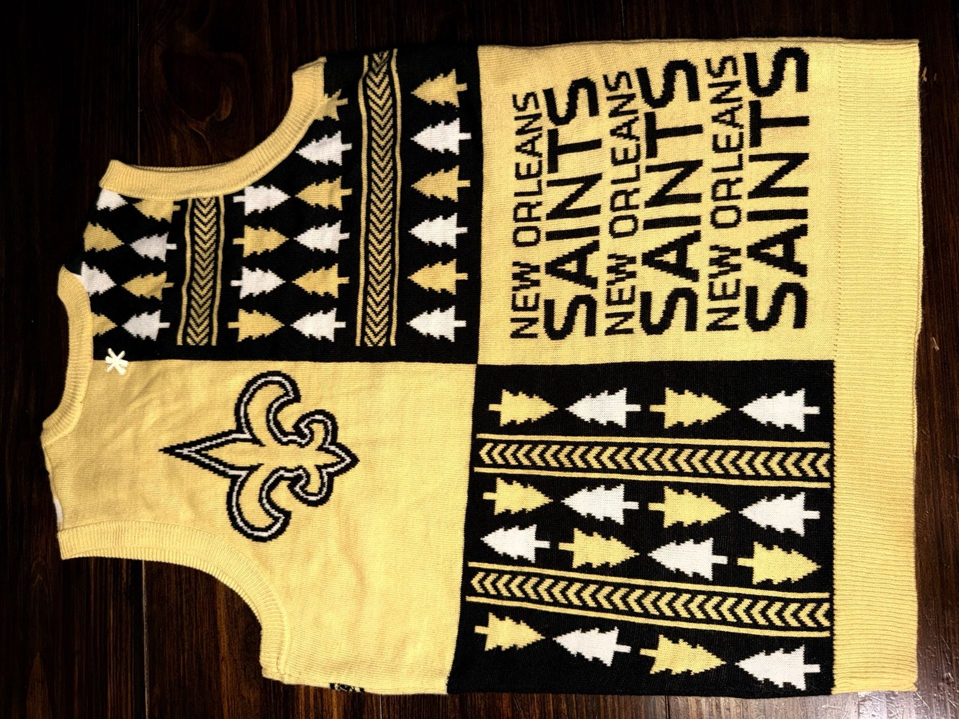 NFL Team Apparel New Orleans Saints Men's V-Neck Ugly Christmas Sweater Vest 2