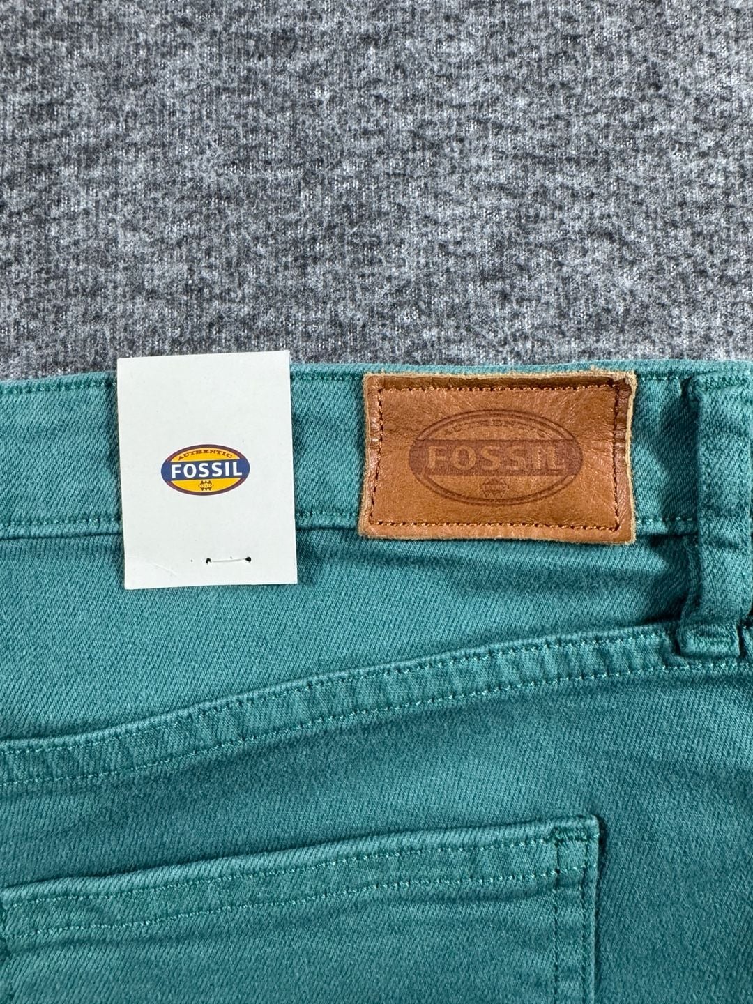 Fossil Long Live Vintage Pencil Slim Cut Green Jeans Size 29 4
