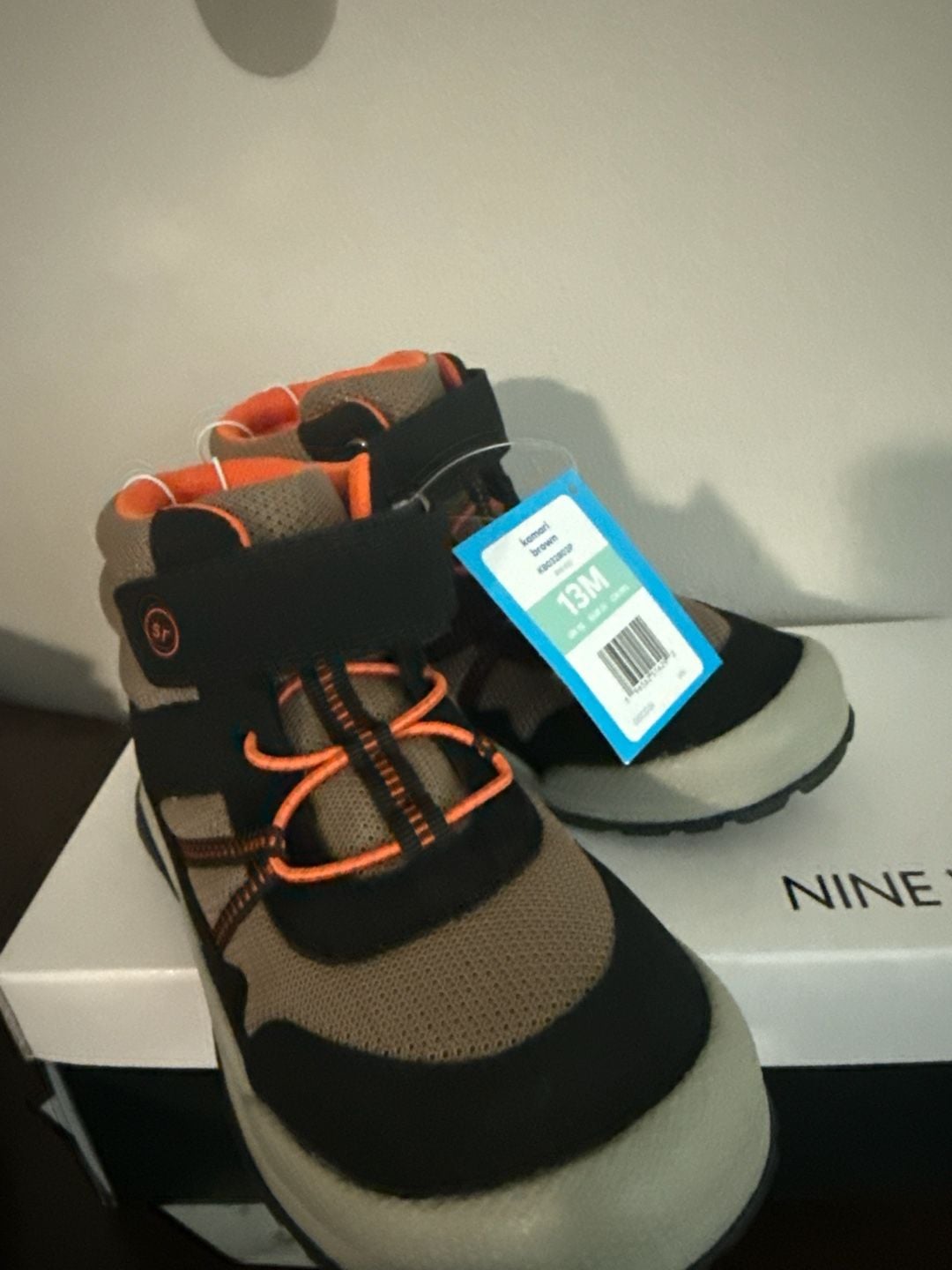 Stride Rite 360 Kamari Kids Hiking Boots Brown/Black/Orange Size 13M 2