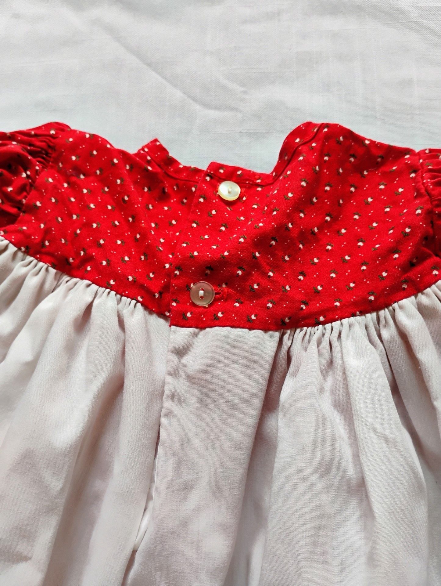 Vintage Peaches 'n Cream Red Floral Pinafore Dress - Size 4T 7
