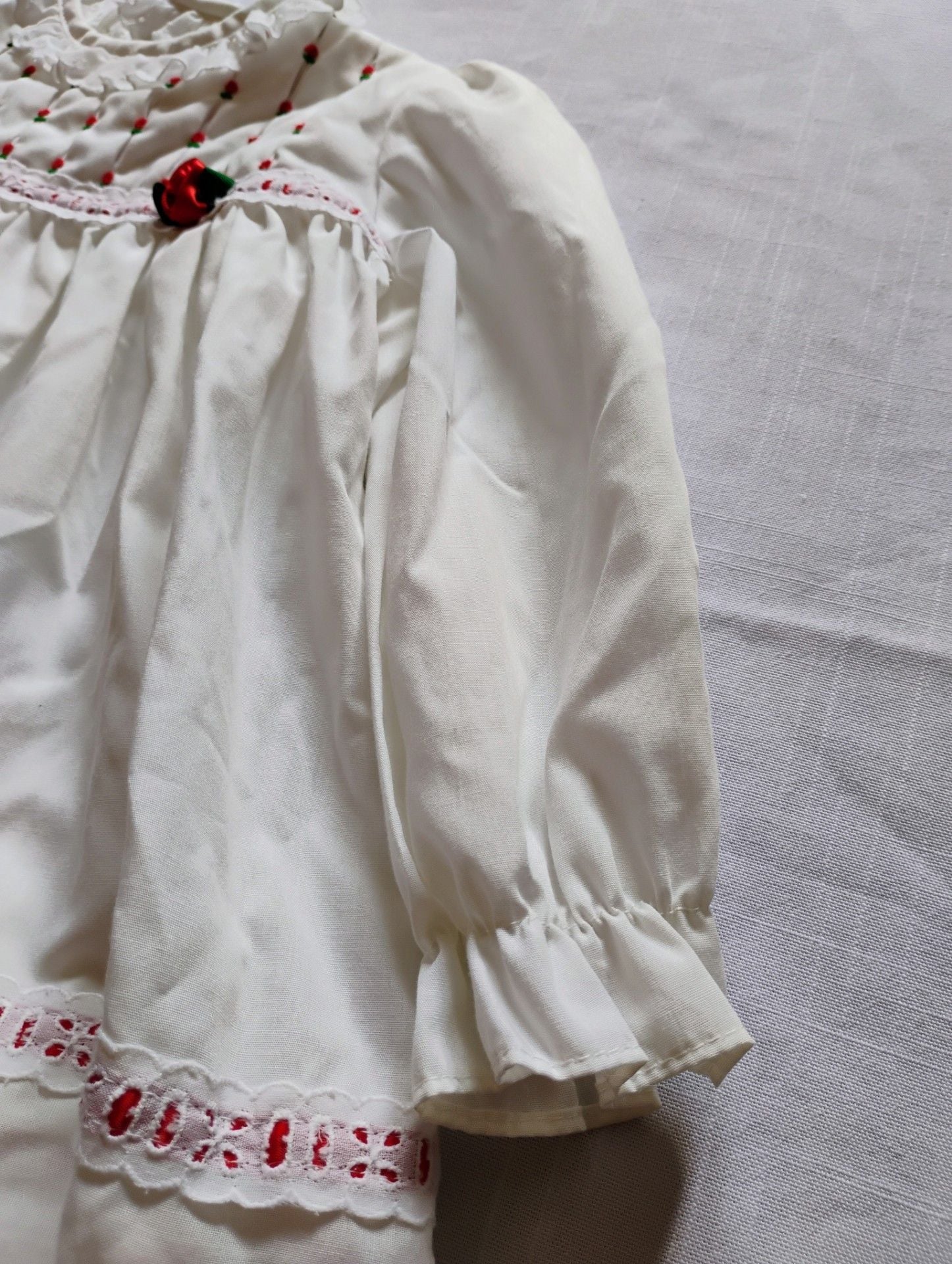 Vintage Polly Flinders Smocked Dress Rosebud Embroidery 2T 5