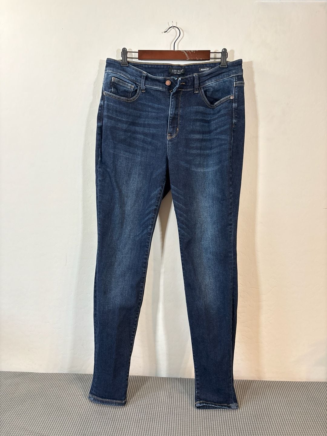 Judy Blue High Rise Skinny Fit Jeans in Dark Wash Size 14W 2