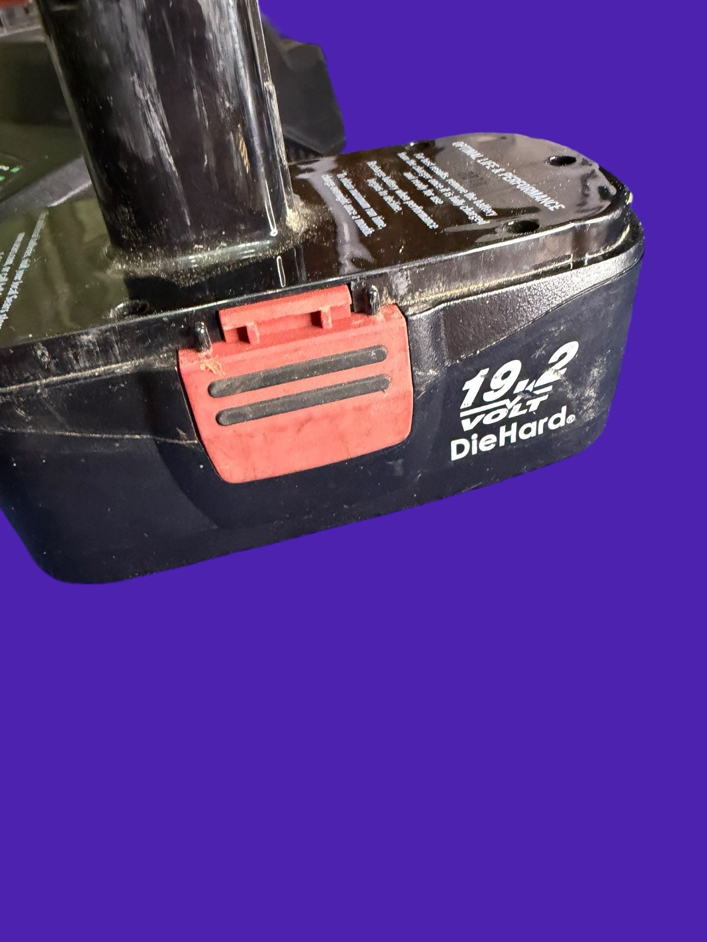 Craftsman 19.2V DieHard NiCd Battery and Multi-Voltage Charger & Maintainer Set 3