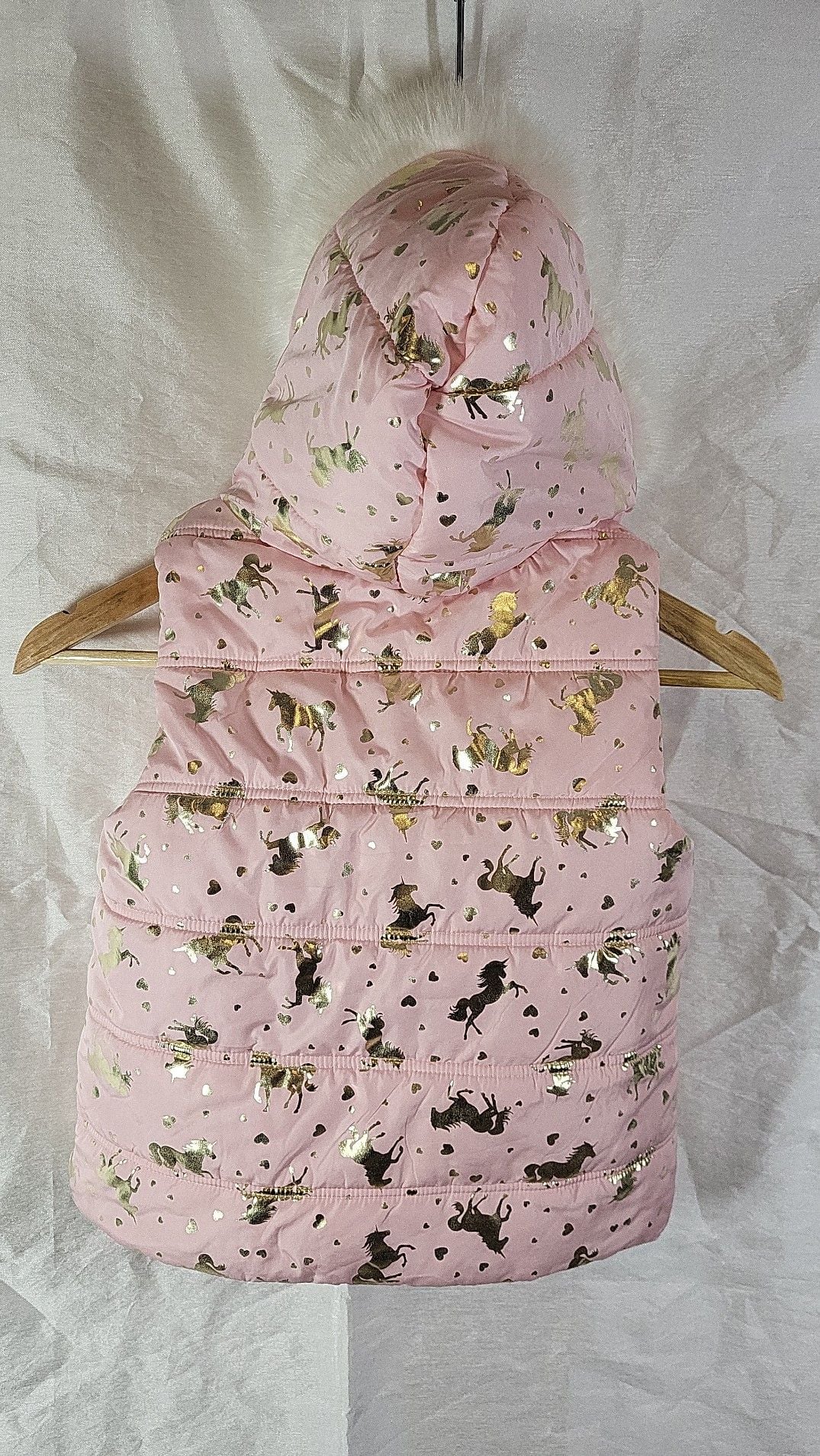 Whimsy Isaac Mizrahi Kids Pink Puffer Vest with Gold Foil Unicorns and Faux Fur Hood, 7/8 3