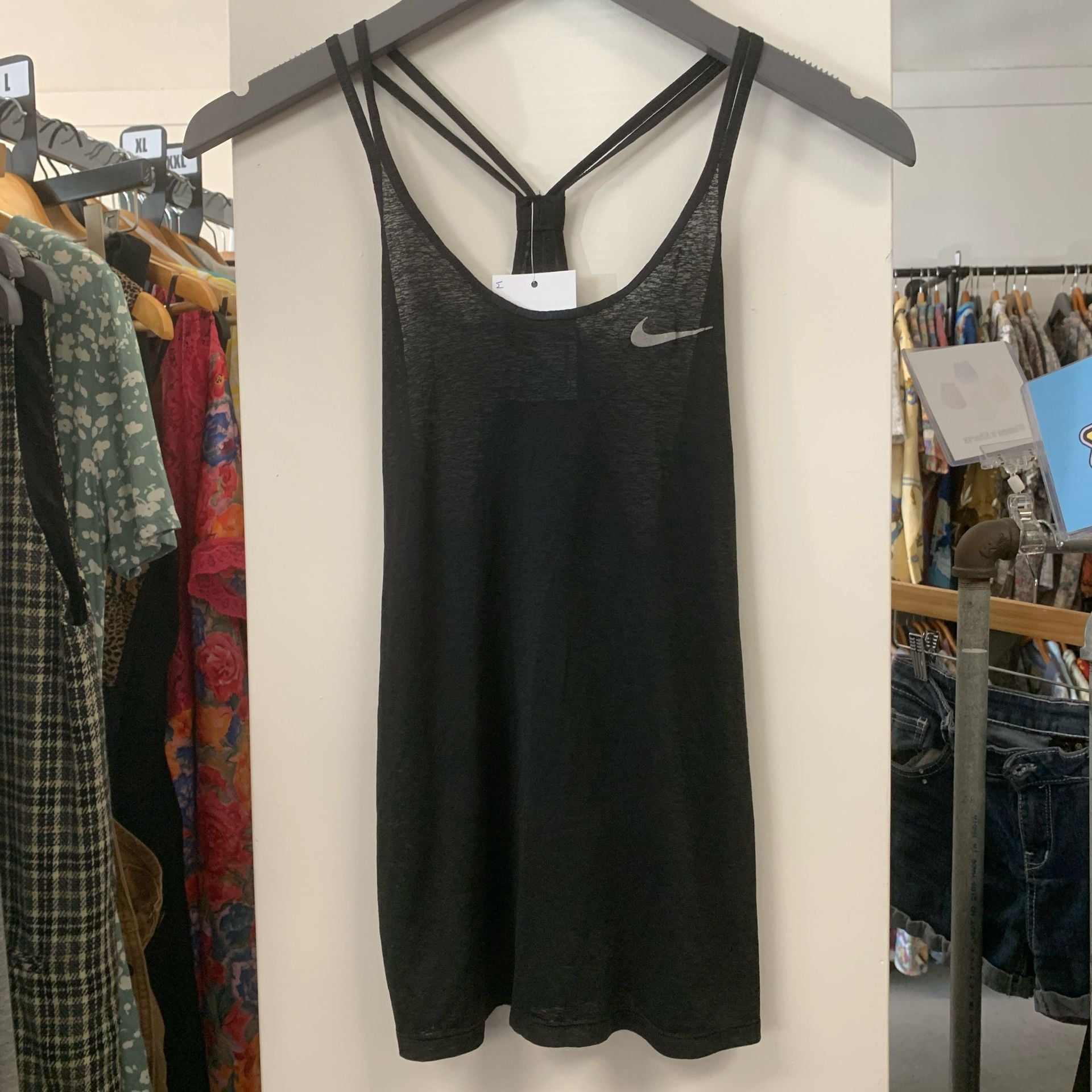 Nike Dri-Fit Black Strappy Racerback Mesh Tank Top Women’s Size M (OF) 2