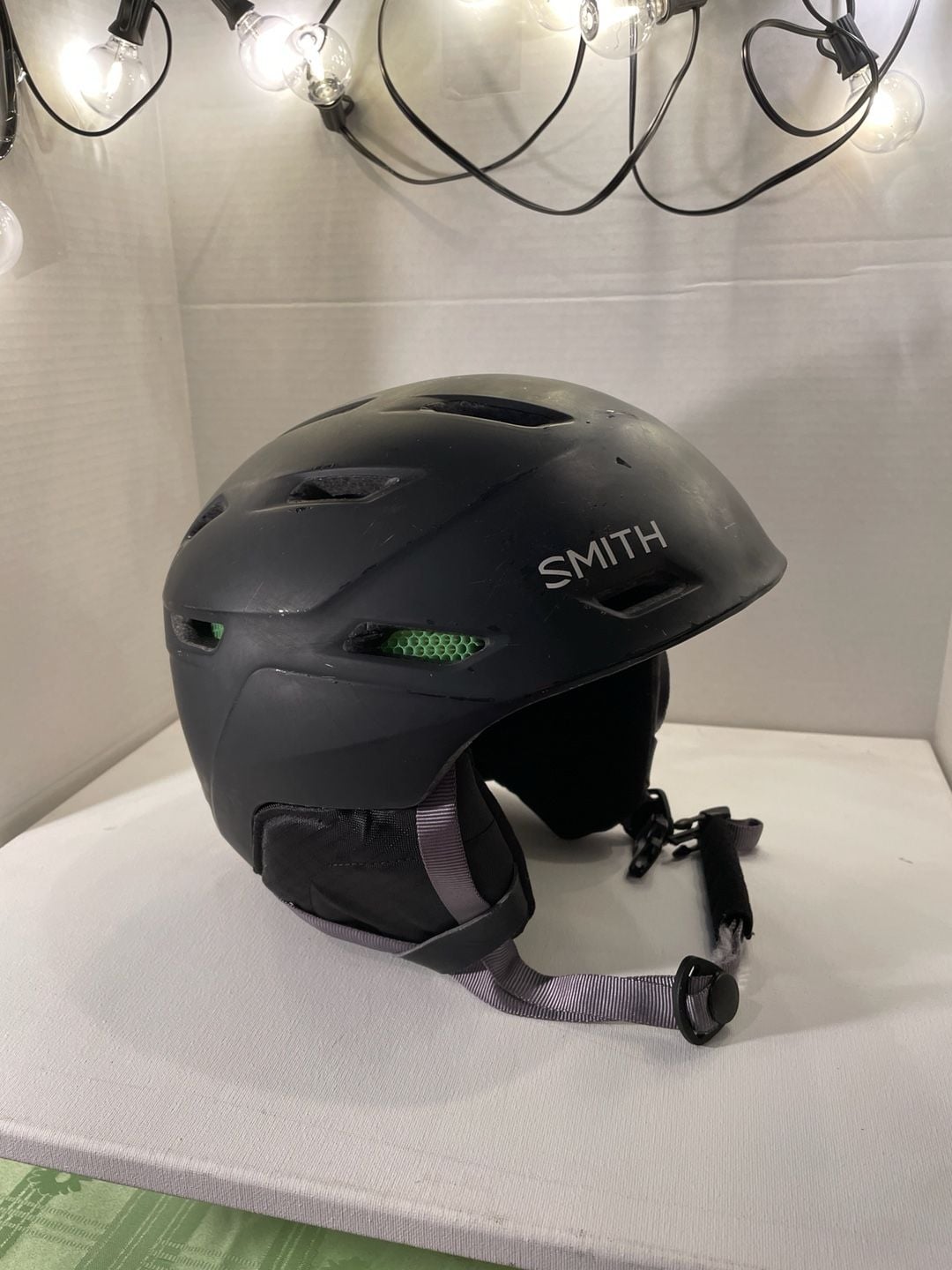 Smith Mission Matte Black Snowboarding/Ski Helmet Mens 3