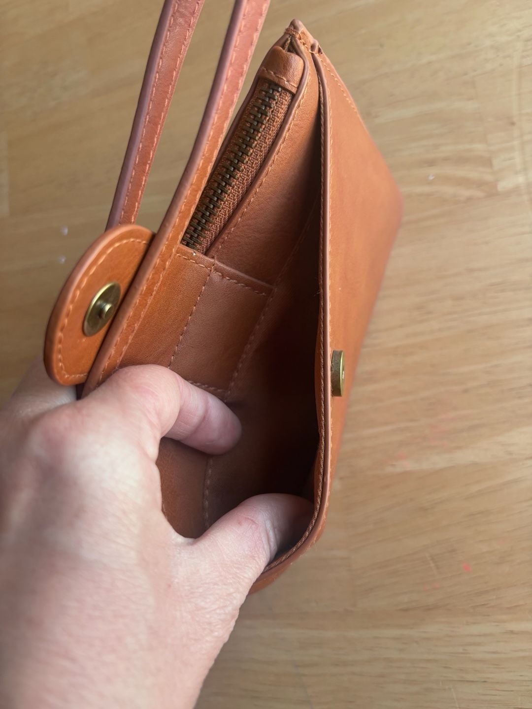 Brown Faux Leather Zip Closure Wristlet with Magnetic Front Pocket  LIKE NEW 7