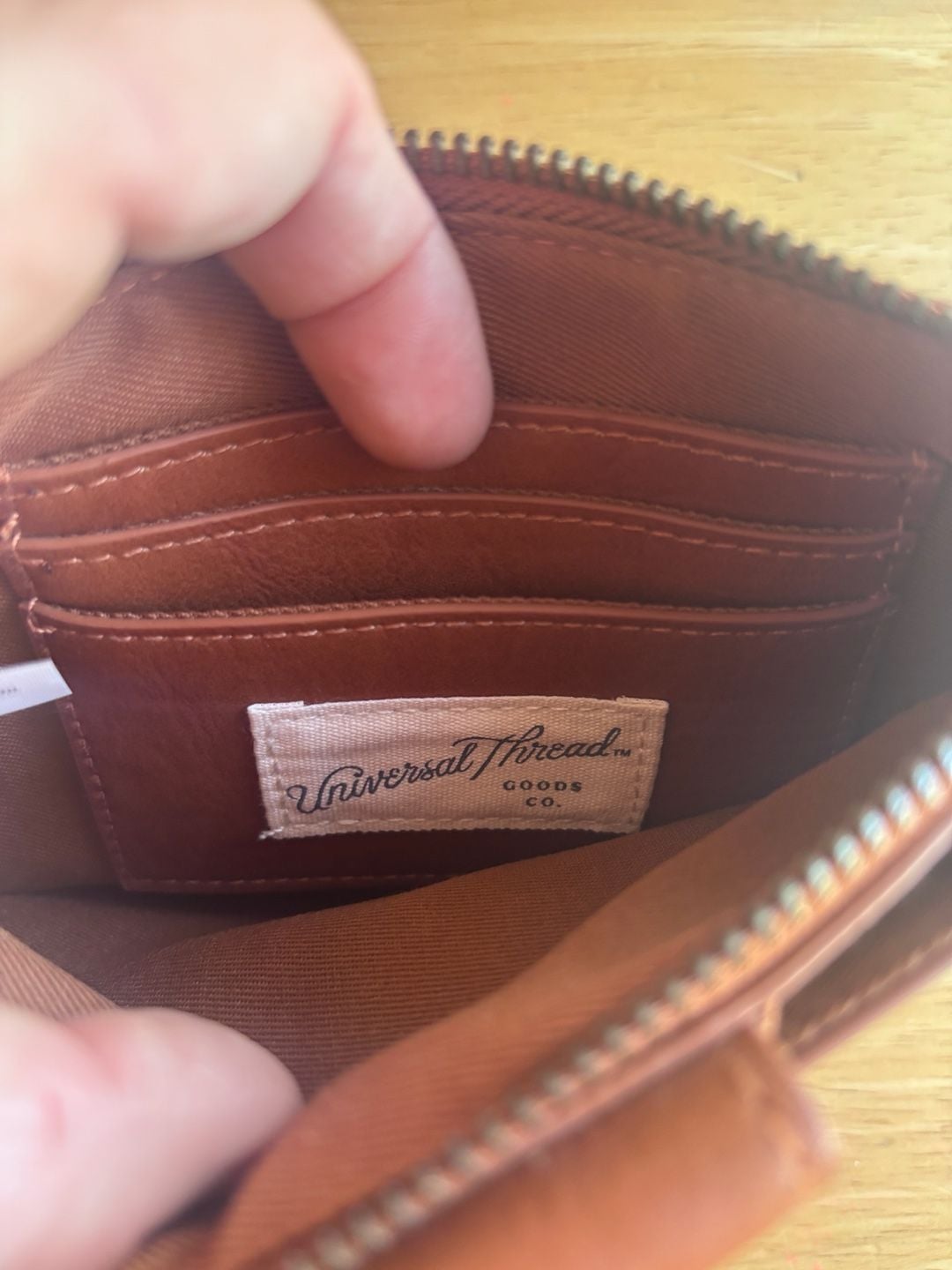 Brown Faux Leather Zip Closure Wristlet with Magnetic Front Pocket  LIKE NEW 10