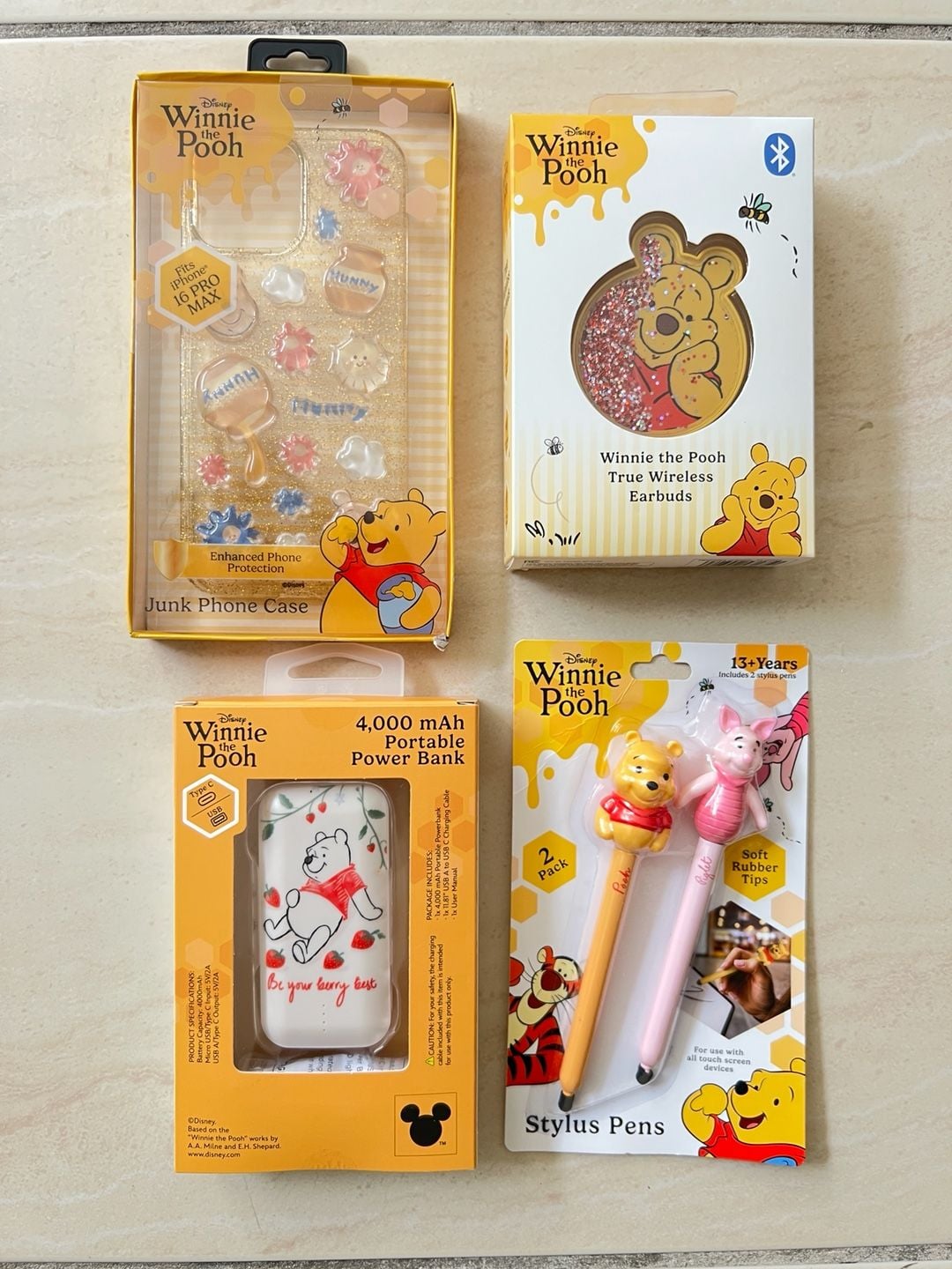 Disney Winnie the Pooh 4-Piece Tech Bundle 1