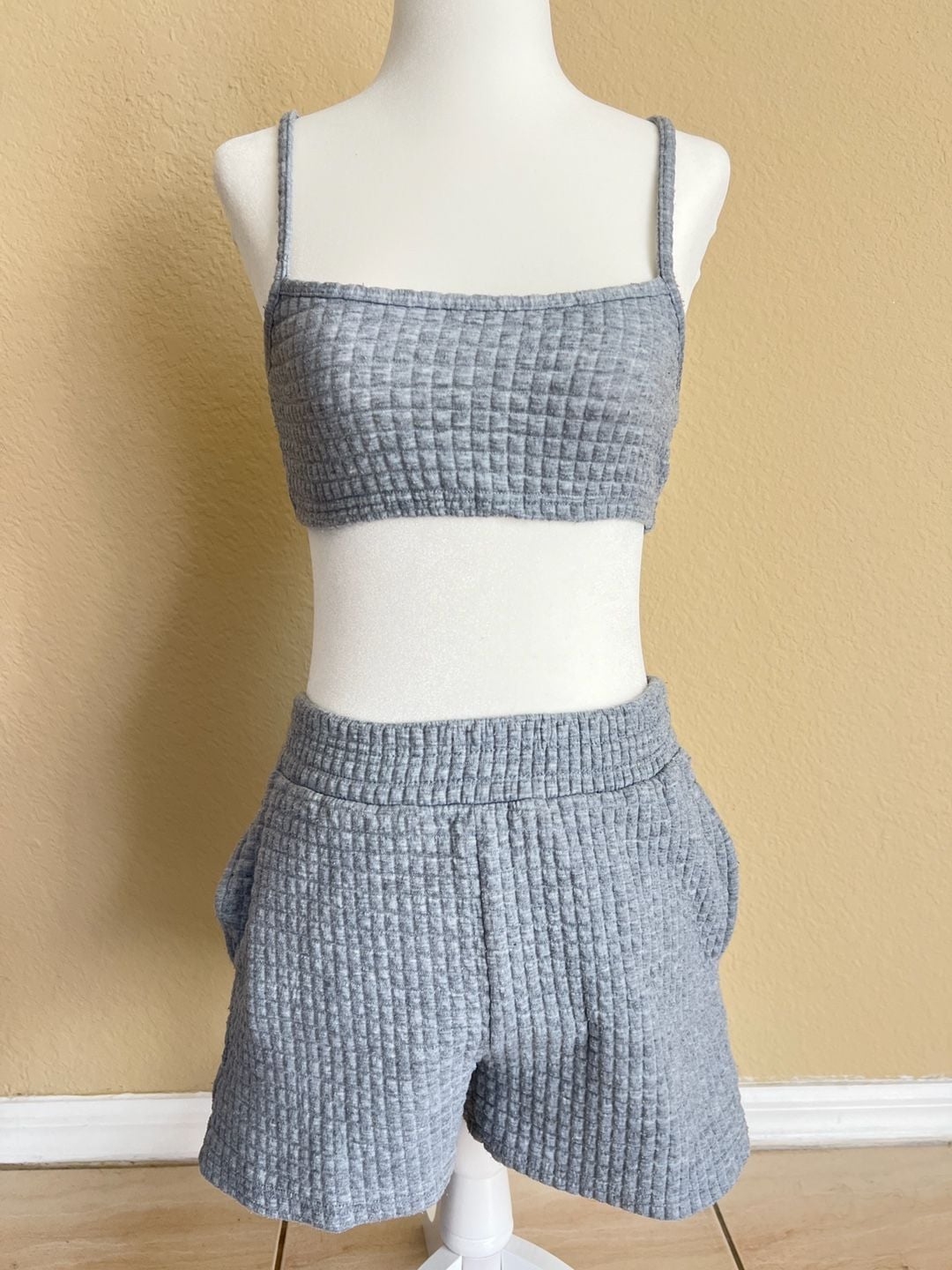 FashionNova Textured 3-Piece Loungewear Set 4