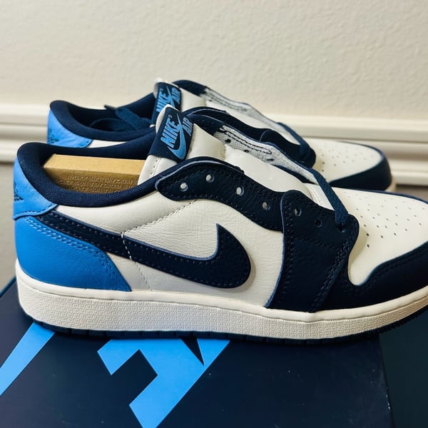 Air Jordan 1 Retro Low OG (GS) Obsidian University Blue CZ0858-400 Size 5.5Y