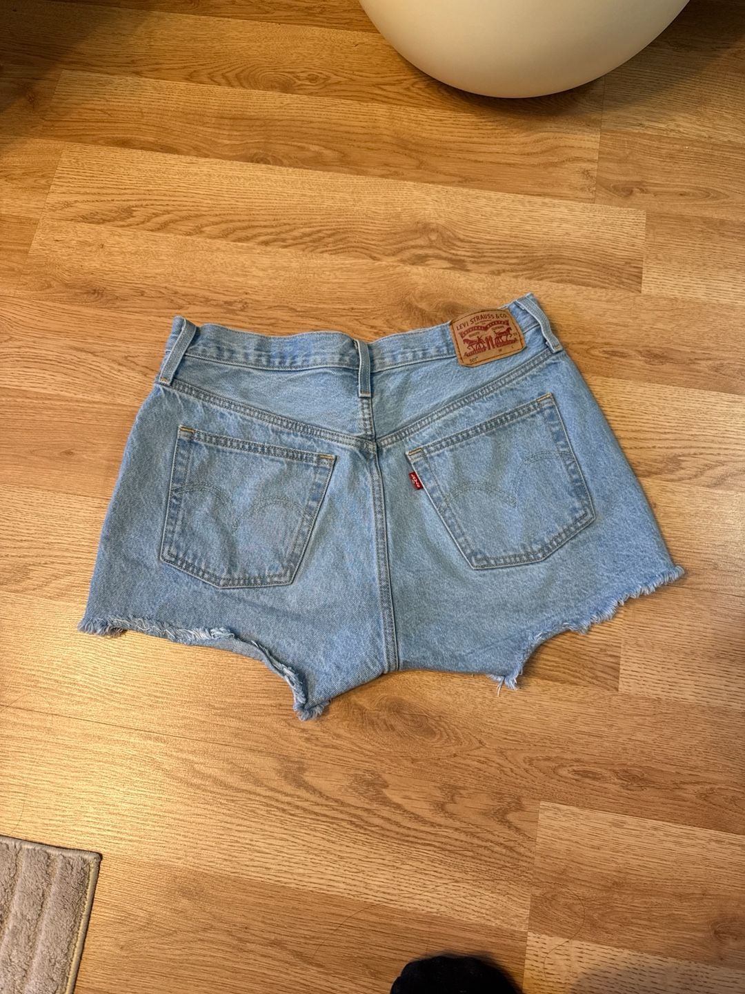 Levi's Women's 501 Original High Rise Denim Cutoff Shorts - Light Wash 2