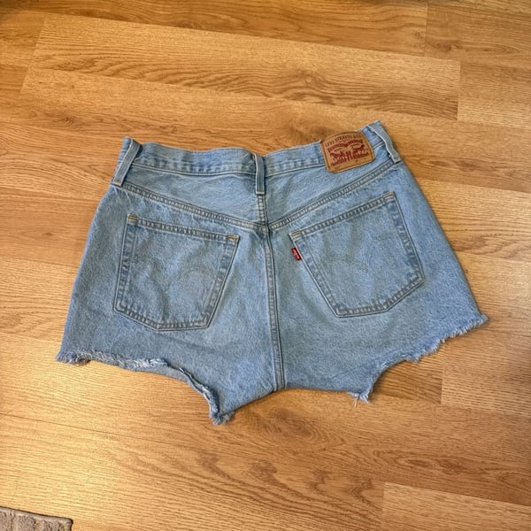 Levi's Women's 501 Original High Rise Denim Cutoff Shorts - Light Wash