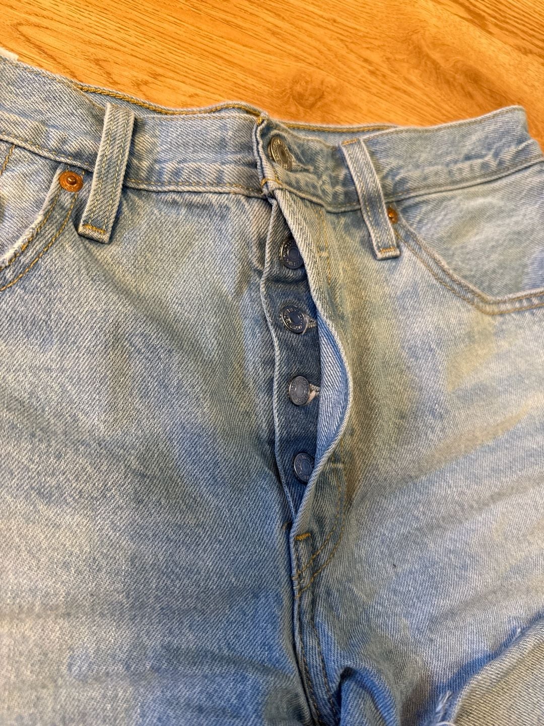 Levi's Women's 501 Original High Rise Denim Cutoff Shorts - Light Wash 4