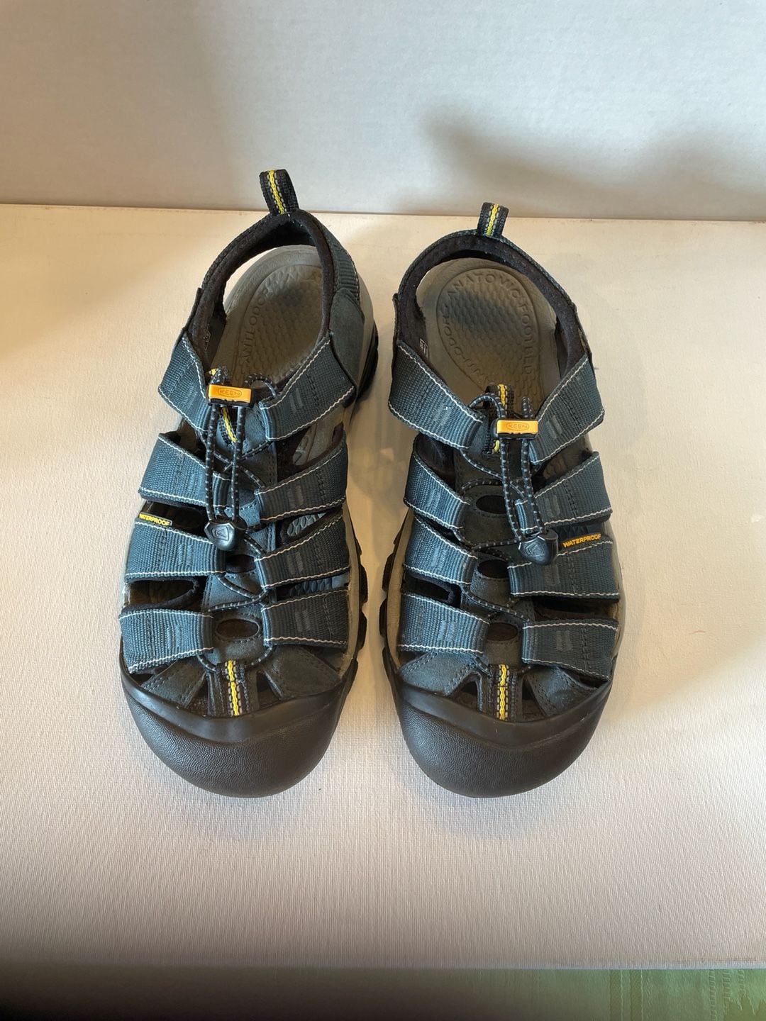 KEEN Newport H2 Waterproof Hiking Sandals Navy Medium Grey Men's Size 9.5 2