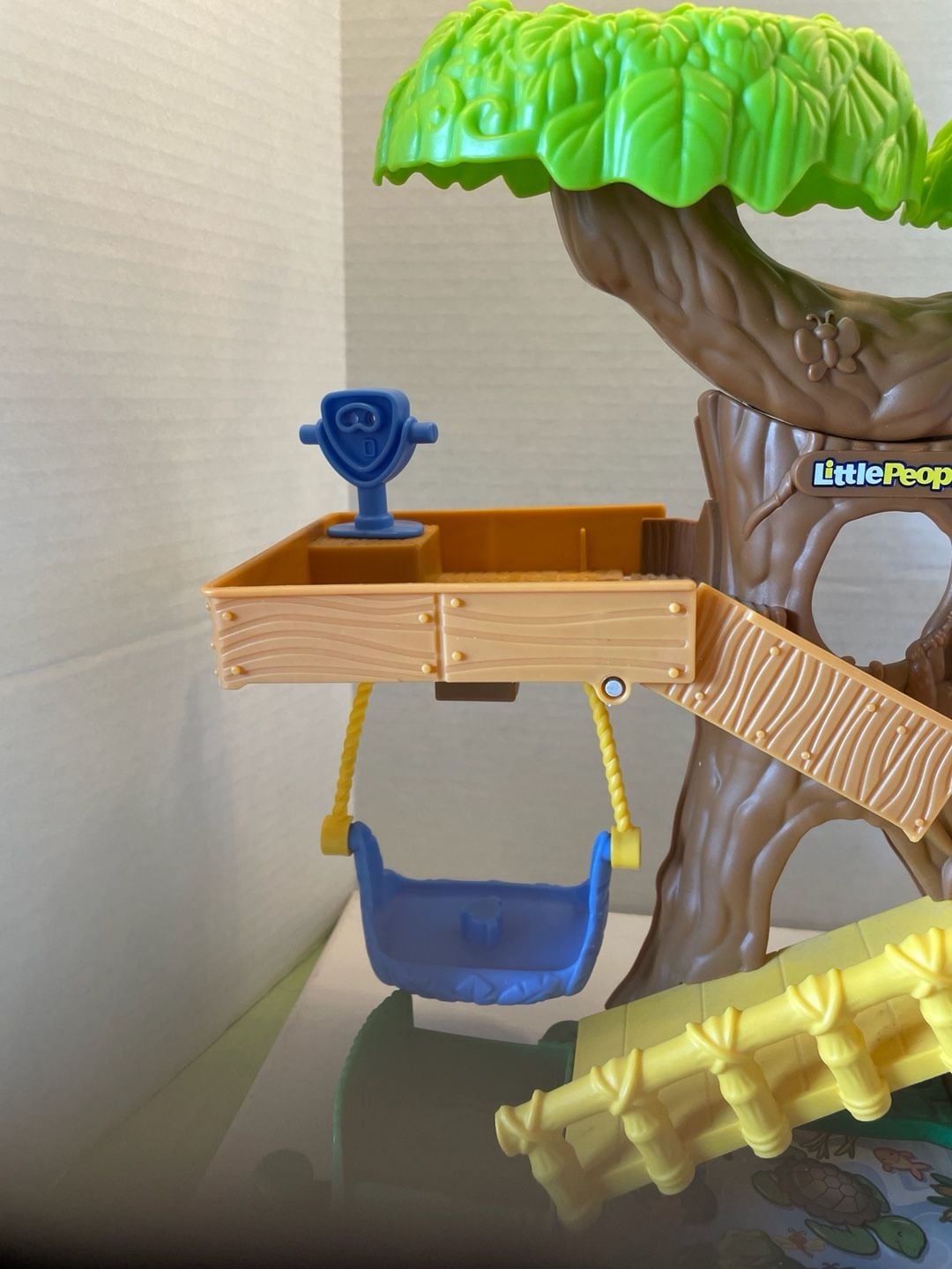 Fisher-Price Little People Animal Rescue Treehouse & Zoo Playset 3