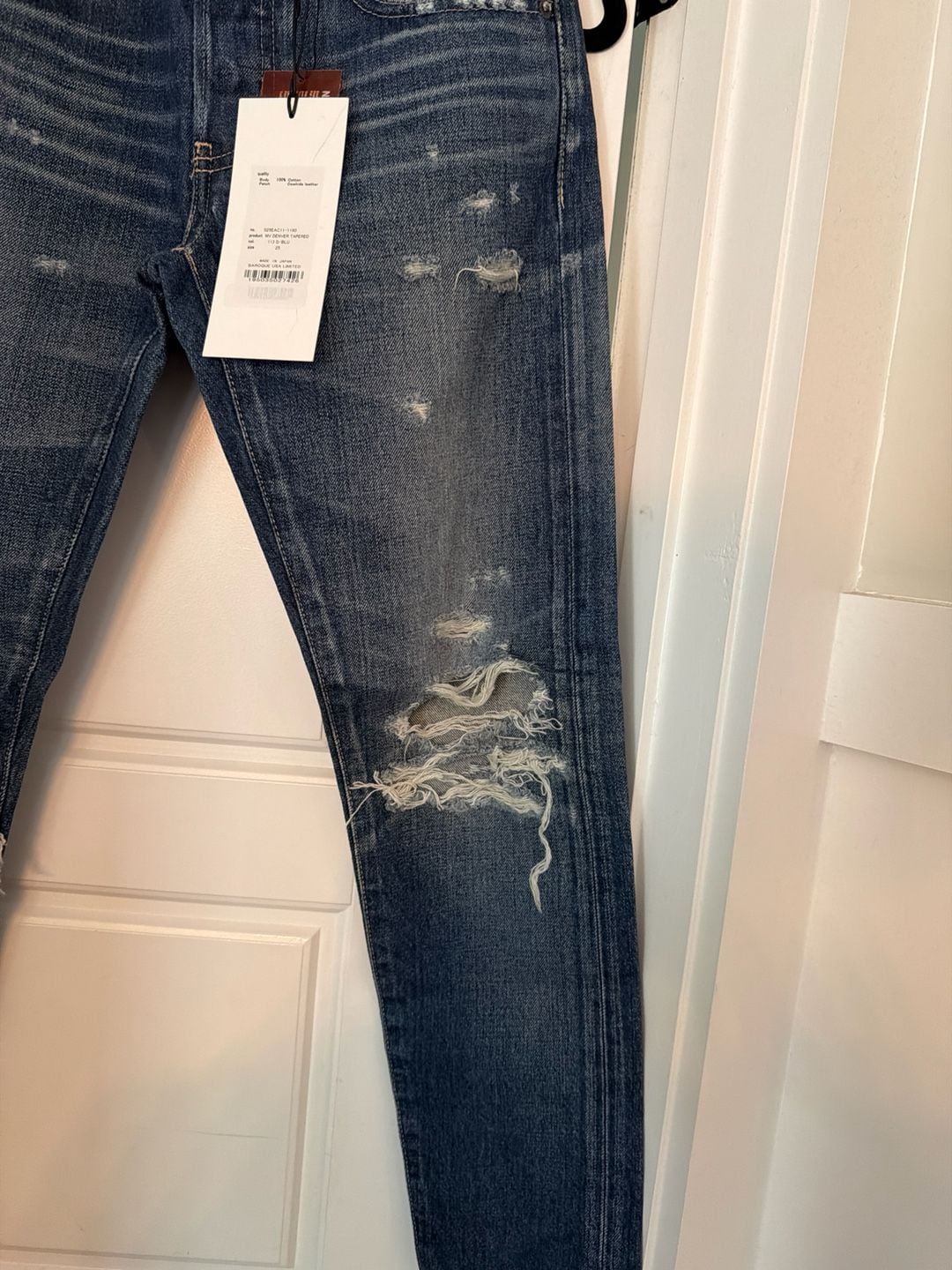 MOUSSY VINTAGE MV Denver Tapered Distressed Jeans in Dark Blue 7