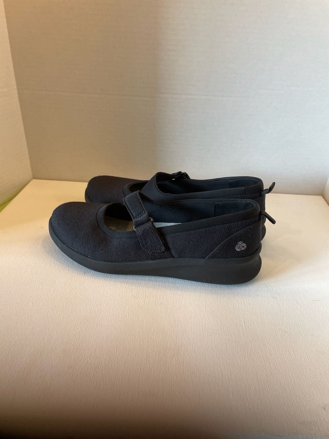 Clarks Cloudsteppers Sillian Black Mary Jane Flats, Women's Size 8 4