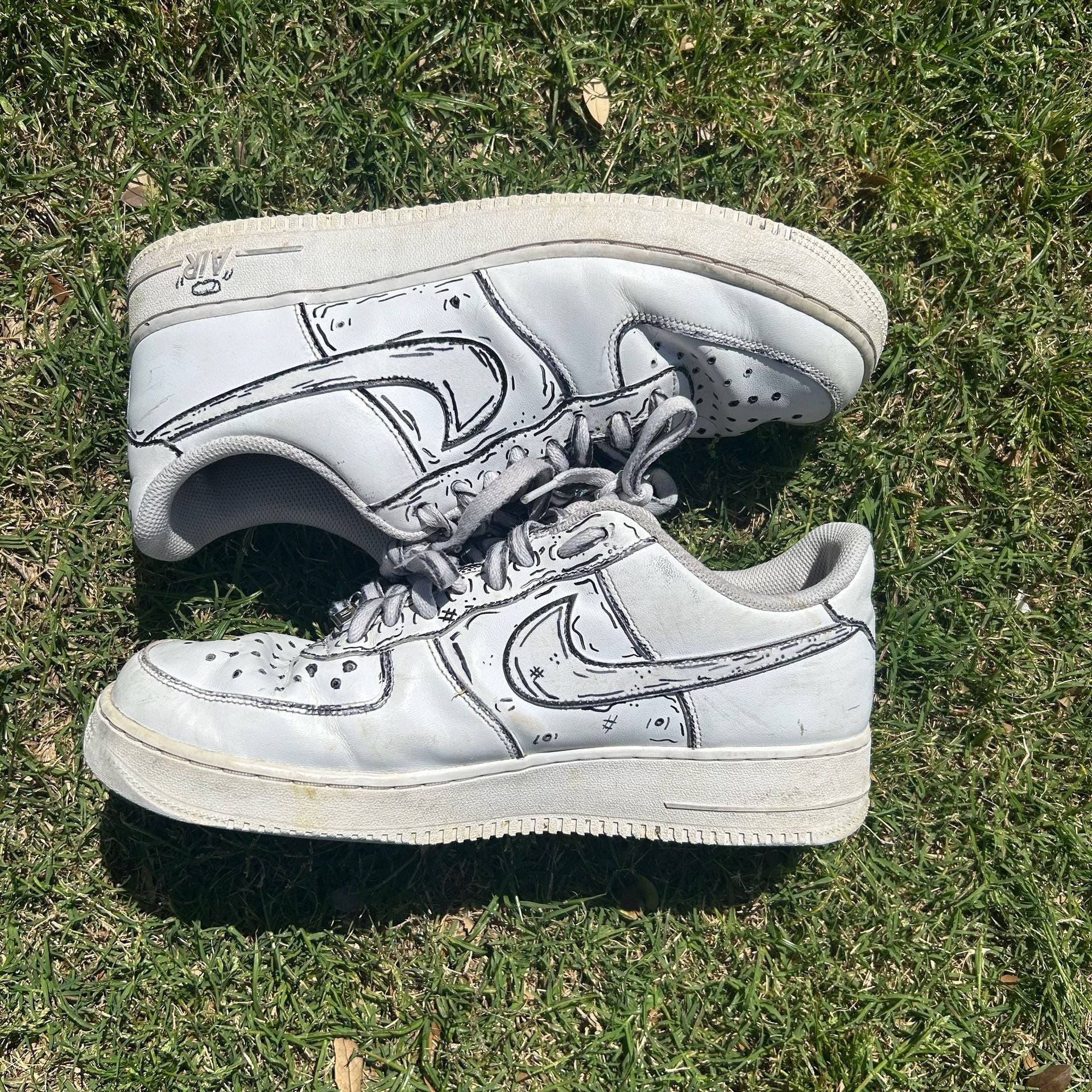 Custom Cartoon Hand-Painted Nike Air Force 1 Low Sneakers 3