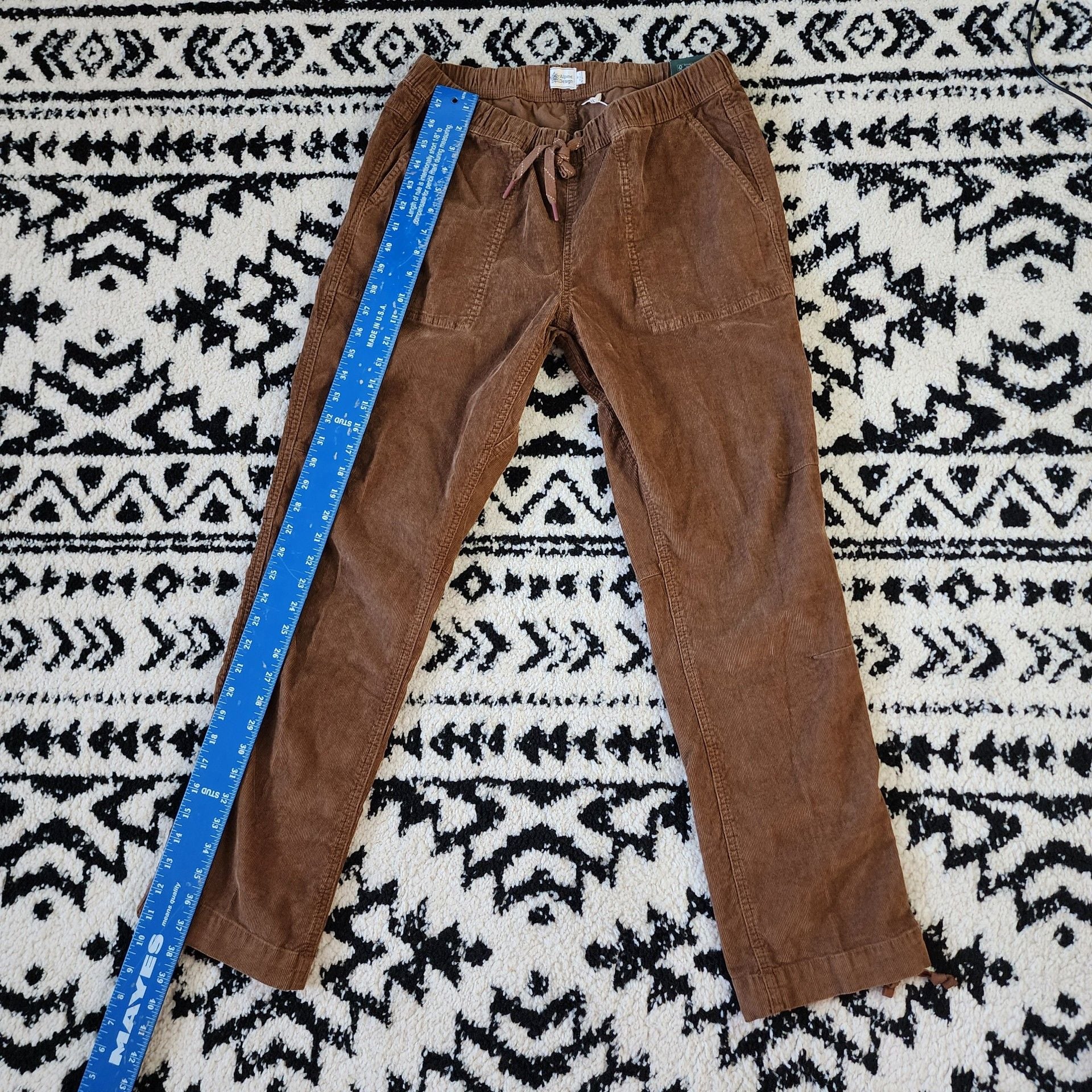 Alpine Design Women's Hike Corduroy Pants in Roasted Coffee 9