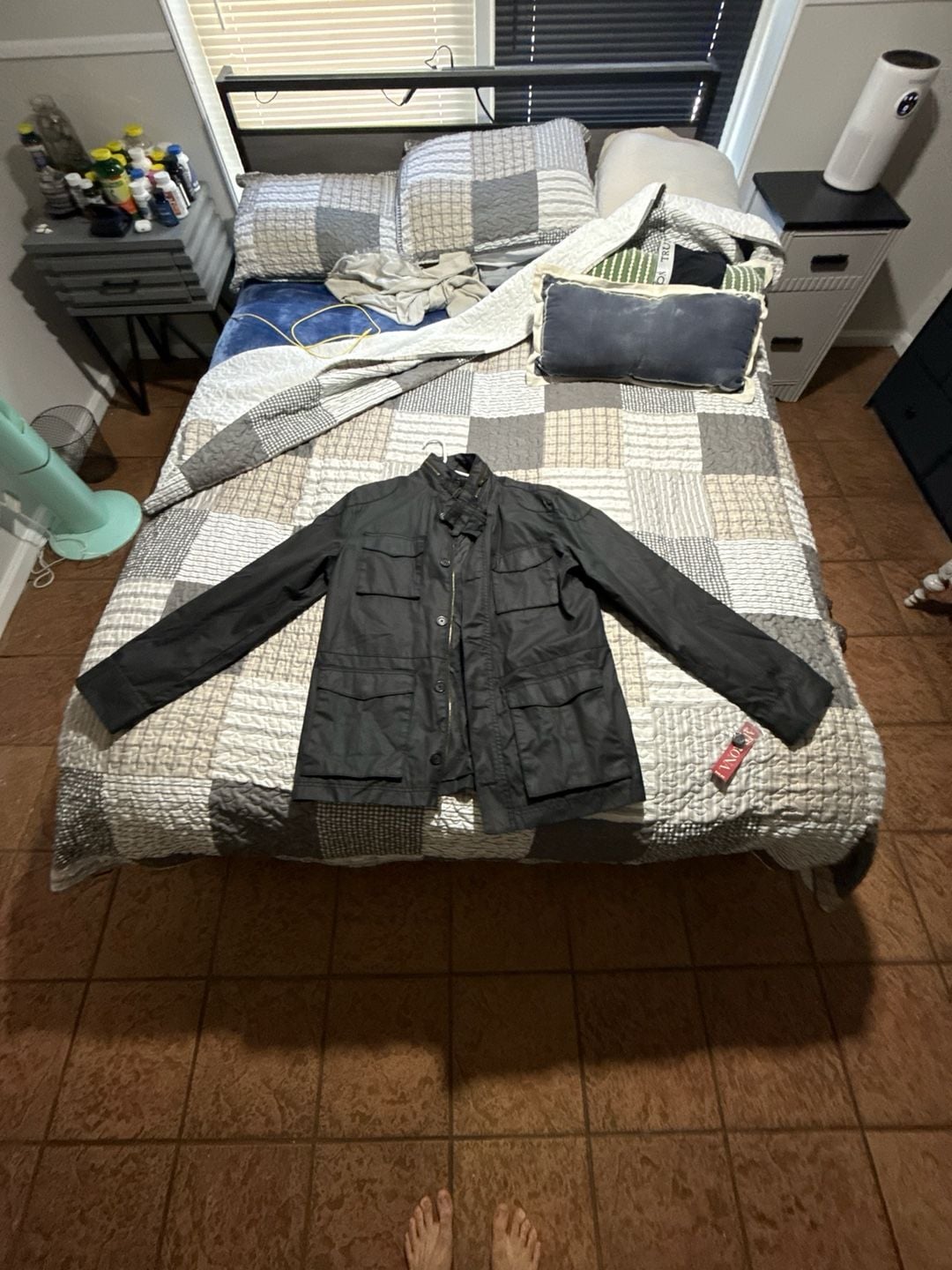 Merona Men's Water Resistant Four-Pocket Field Jacket in Black 2