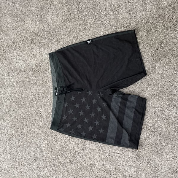 Hurley Men's Phantom Patriot 20" Board Shorts Black Size 36