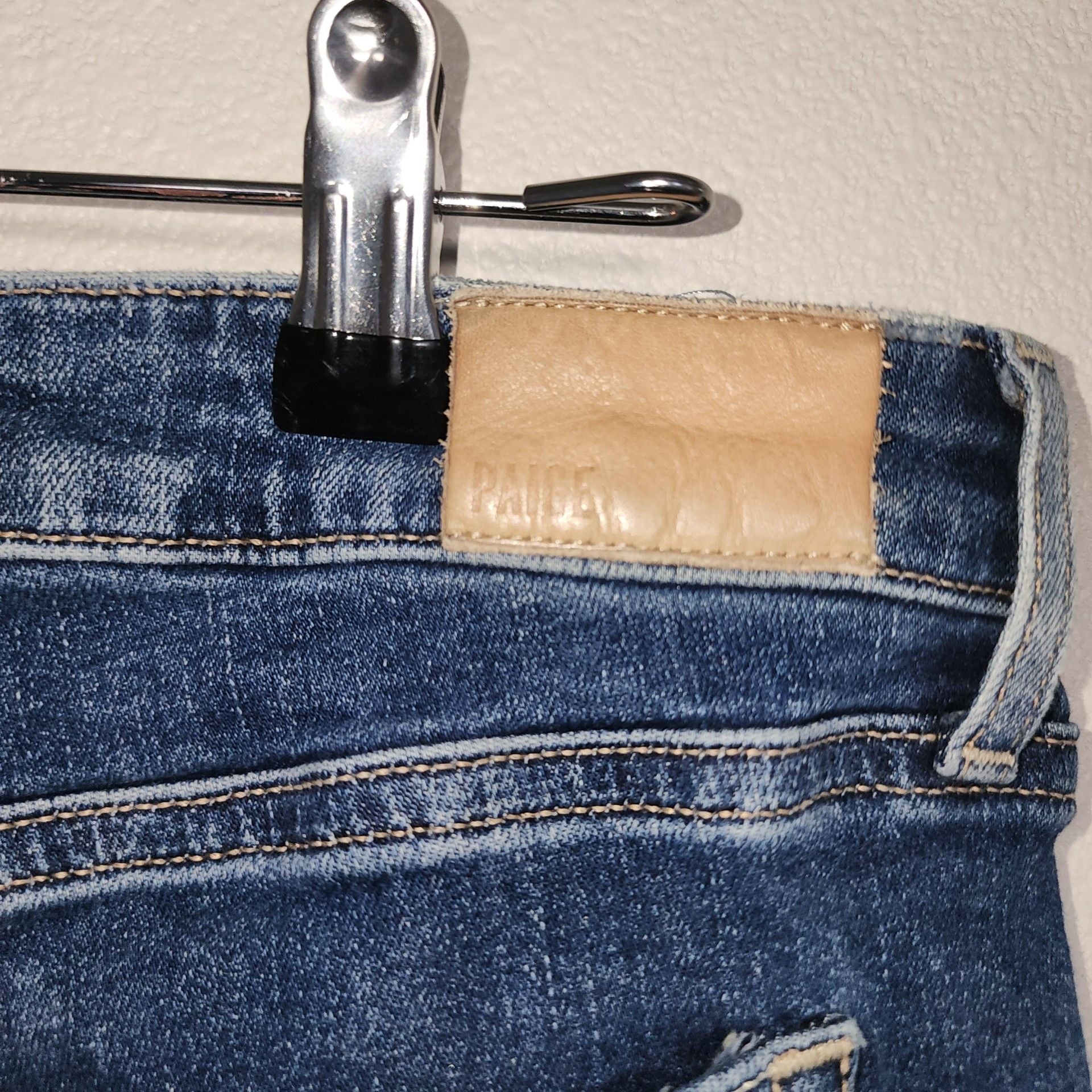 PAIGE Brigitte High Rise Slim Boyfriend Distressed Denim Jeans Size 30 10