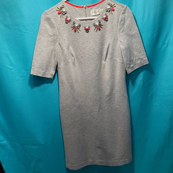 Eliza J Heather Gray Embellished Neckline Ponte Shift Dress Size 6