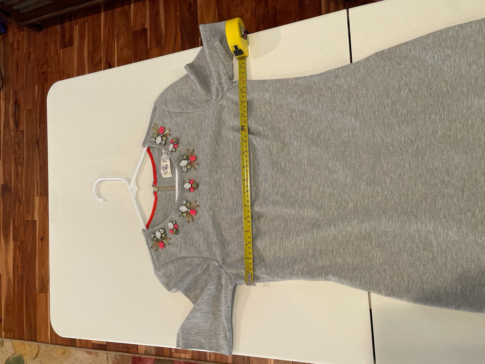 Eliza J Heather Gray Embellished Neckline Ponte Shift Dress Size 6 9