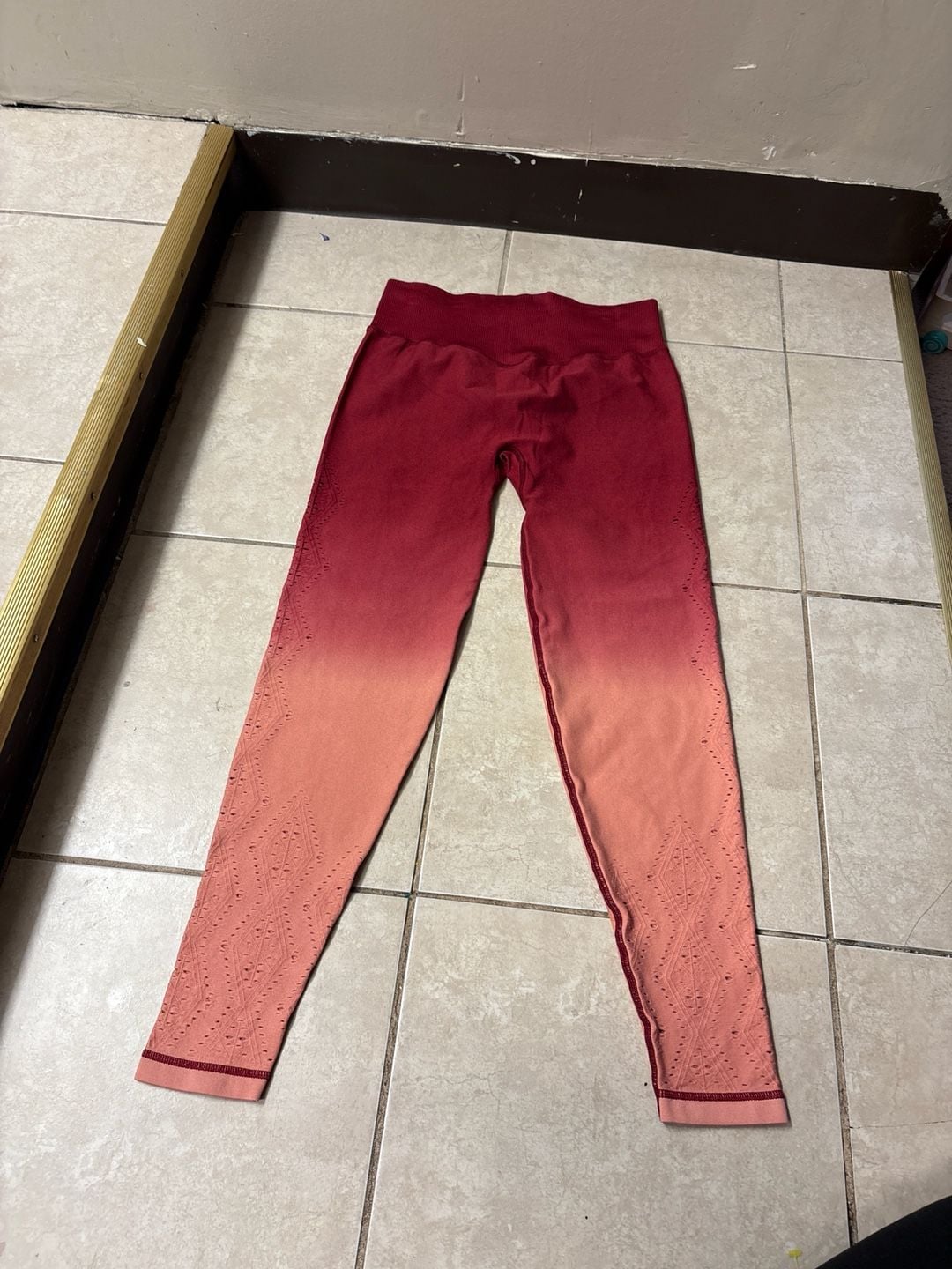 Victoria's Secret PINK Active Seamless Ombre High Waist Leggings Merlot Rosebud 2