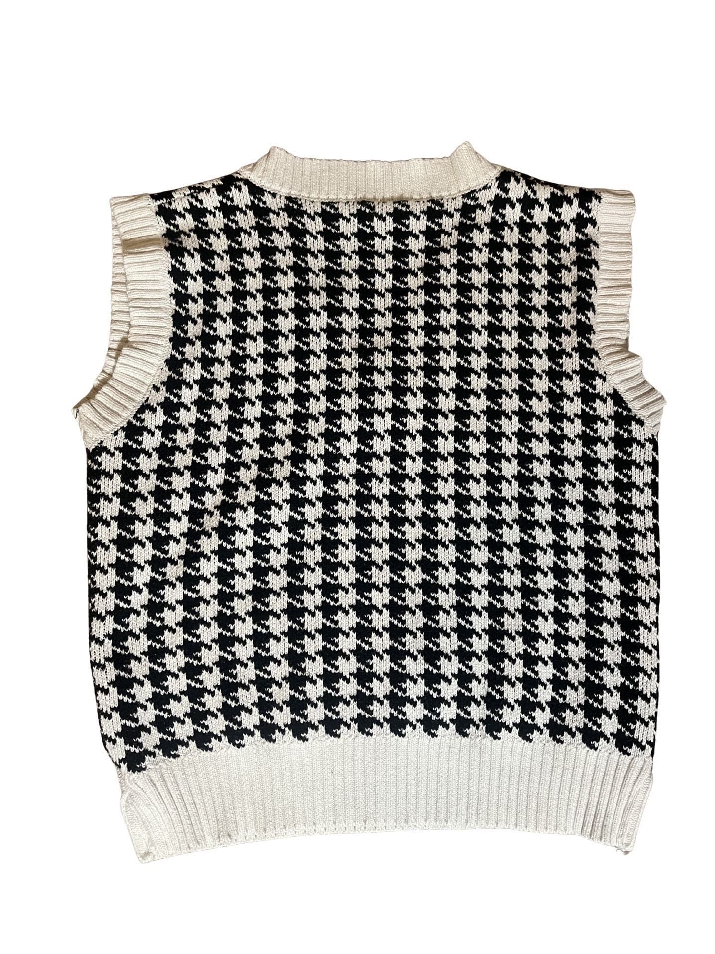 Women's Oversized Houndstooth V-Neck Knit Sweater Vest Black & White 3
