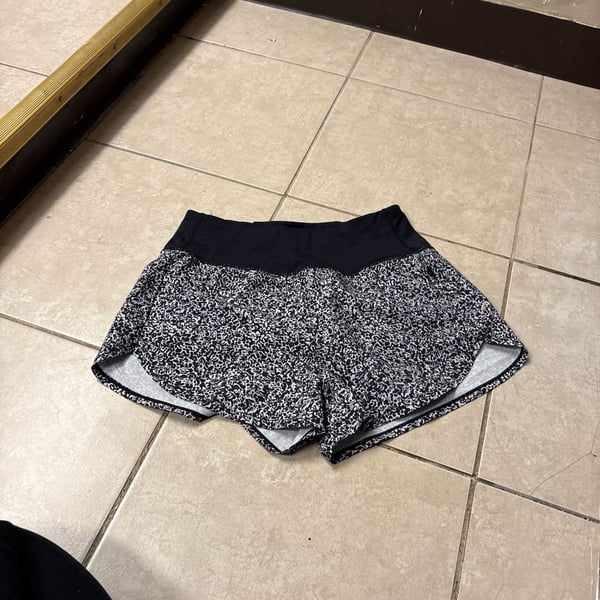 Mondetta Performance Black and White Pebble Print Running Shorts