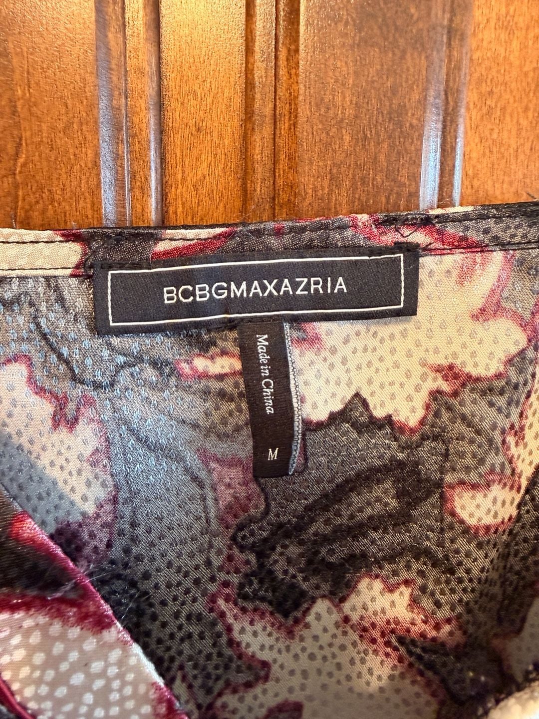 BCBGMAXAZRIA Women's Sleeveless Floral Print V-Neck Cami Tank Top - Size M 5