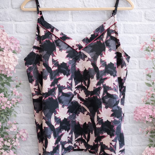 BCBGMAXAZRIA Women's Sleeveless Floral Print V-Neck Cami Tank Top - Size M