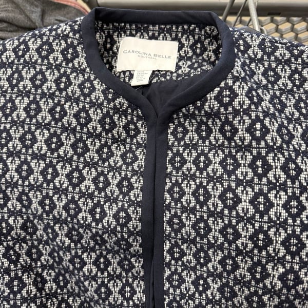 Carolina Belle Montreal Navy and White Geometric Pattern Collarless Open Front Jacket